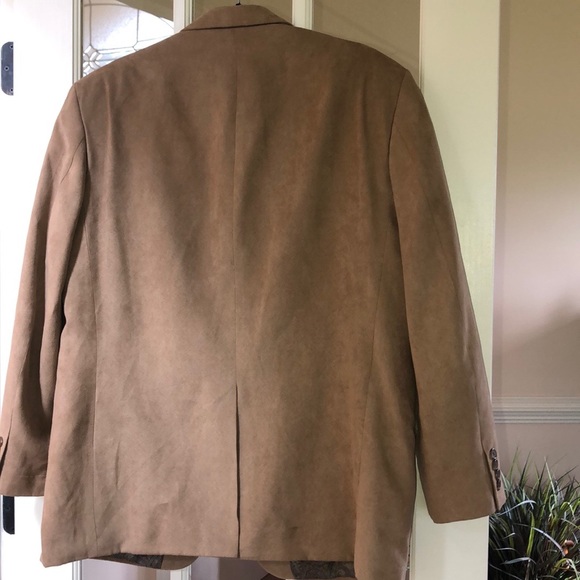 Men’s Suit Jacket - Picture 5 of 12